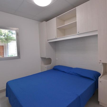 Camping Johnny Hotel Marina Palmense Exterior photo