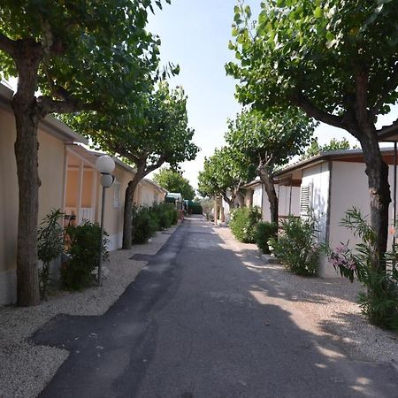 Camping Johnny Hotel Marina Palmense Exterior photo