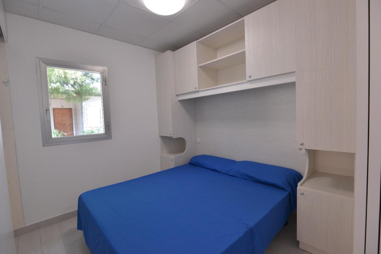 Camping Johnny Hotel Marina Palmense Exterior photo
